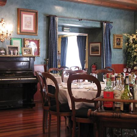 Hostal Beti-Jai Aoiz ภายนอก รูปภาพ